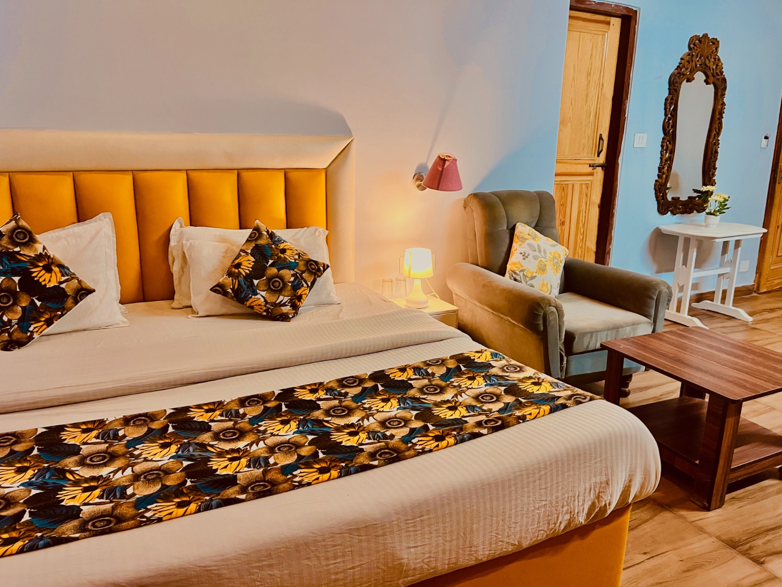 Family Suit Room With Moutain Room 