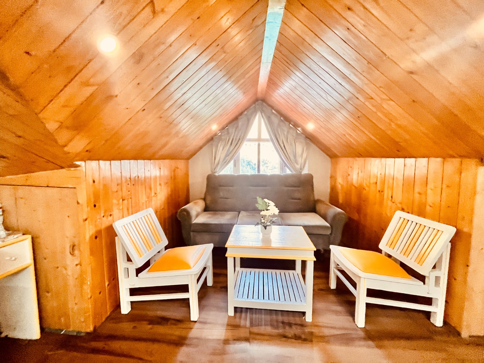 Family Suit Room With Moutain Room 
