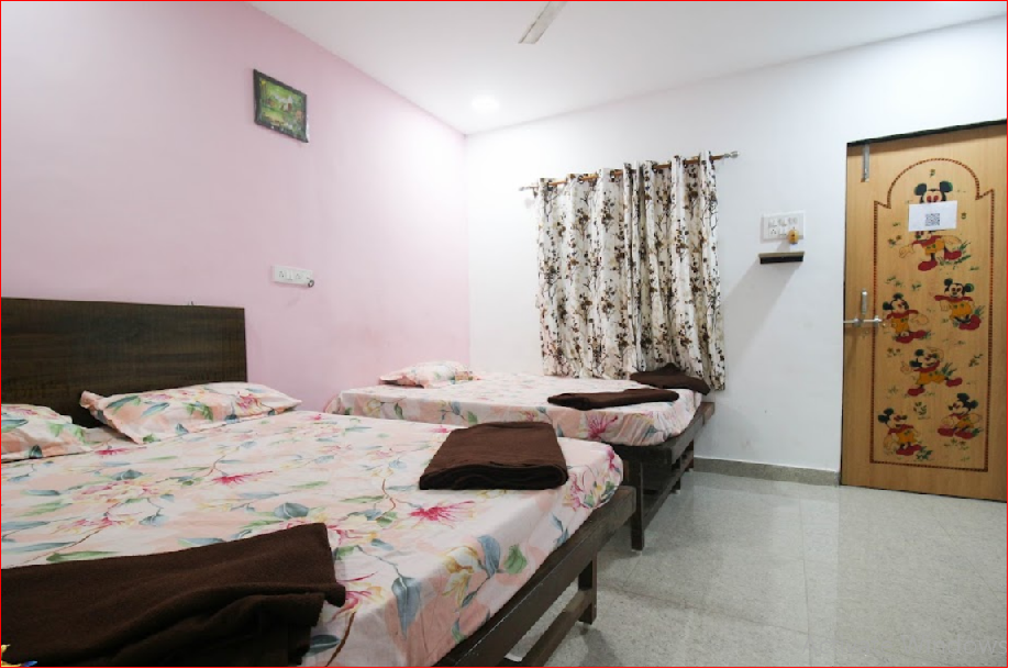 Sharang Holiday Home | Family A/C Room 